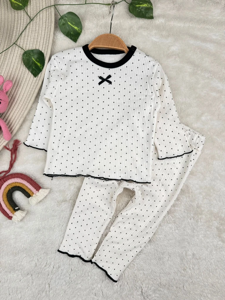 Puantiyeli %100 Pamuk Esnek 2 İp Mevsimlik Kız Bebek/Çocuk Pijama Takım - BEYAZ