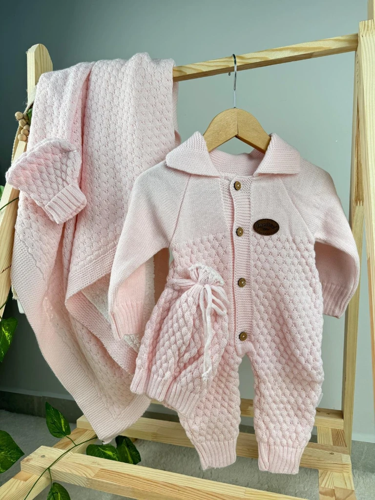 Unisex Model 3/6 Ay Battaniyeli Şapkalı Tulum Set - PEMBE