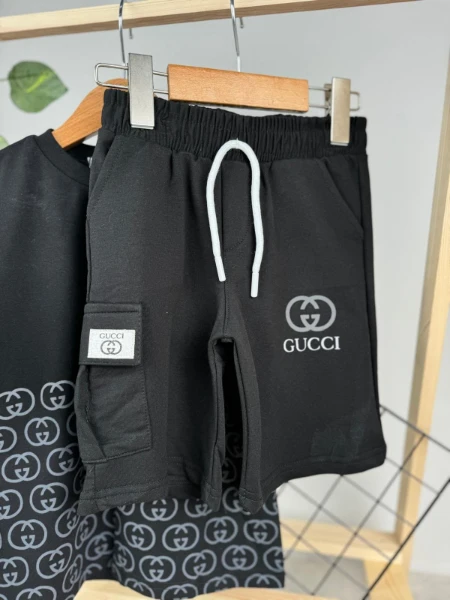 GUCCİ YAZLIK ERKEK ÇOCUK ŞORTLU İKİLİ TAKIM - SİYAH