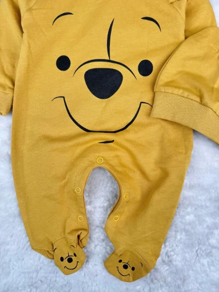 Winnie The Pooh Baskılı Ayaklı %100 Pamuklu Mevsimlik Unisex Tulum - HARDAL